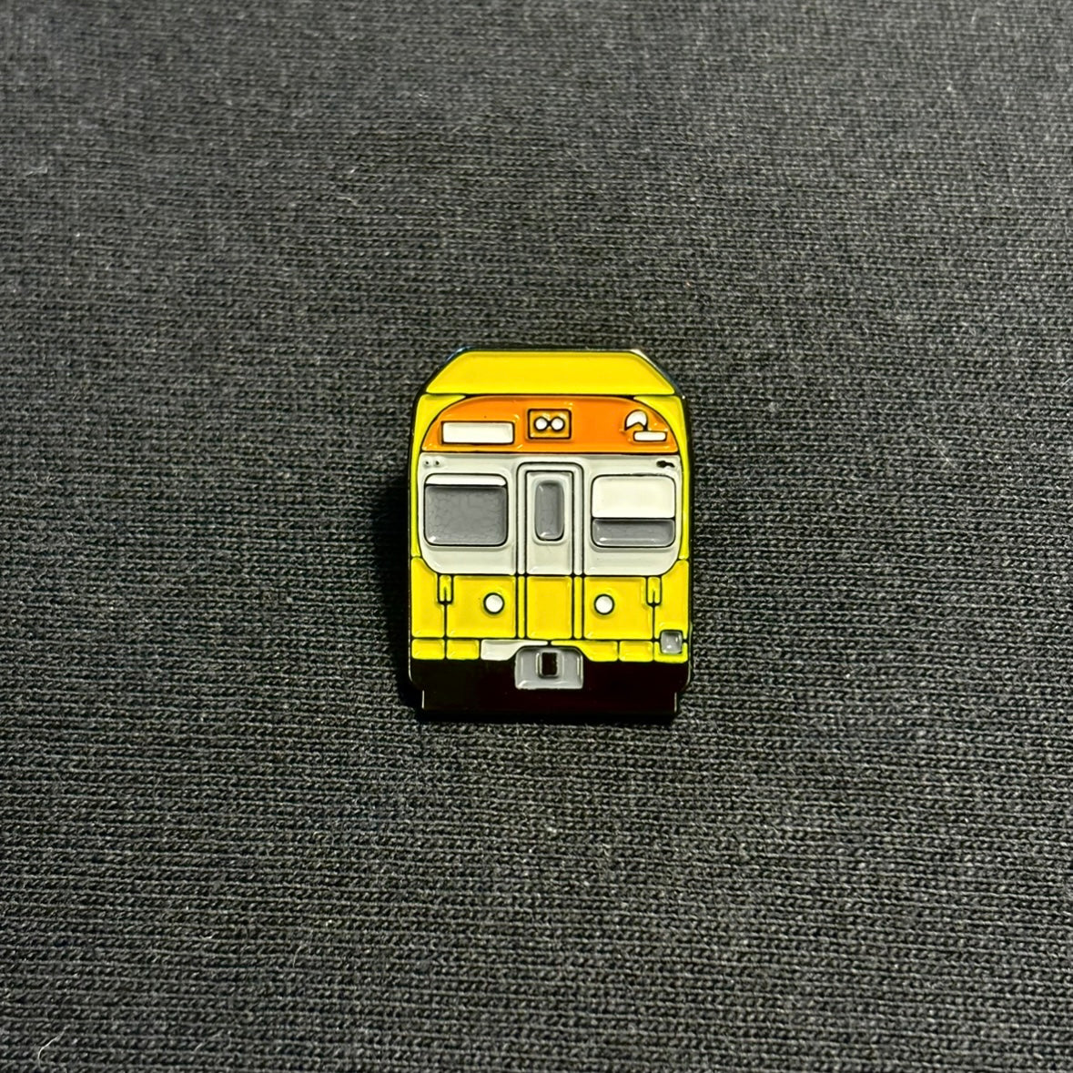 SYD V-set train pin