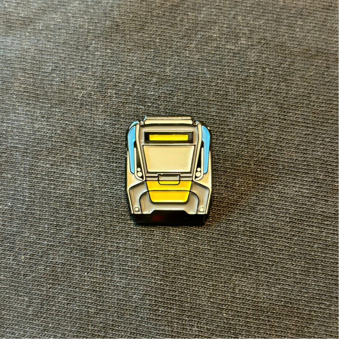MEL train pin (HCMT)
