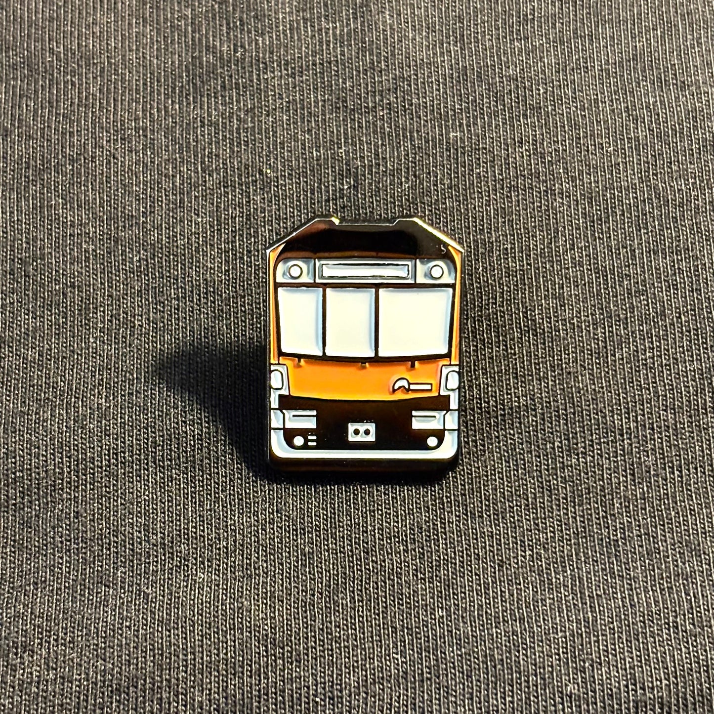 NEW! Sydney B-set train pin (Waratah)