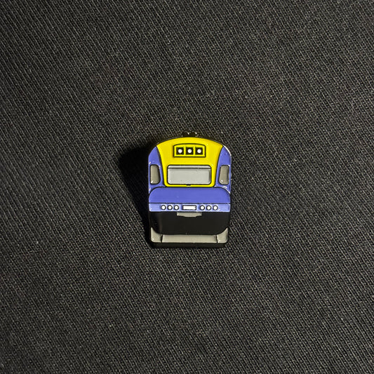 SYD NSW train pin (XPT)