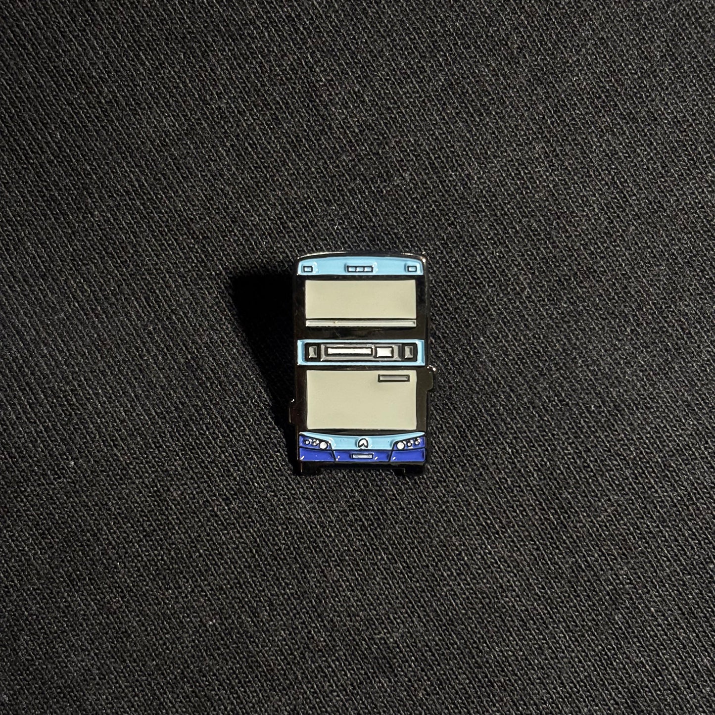 SYD Double-decker bus pin