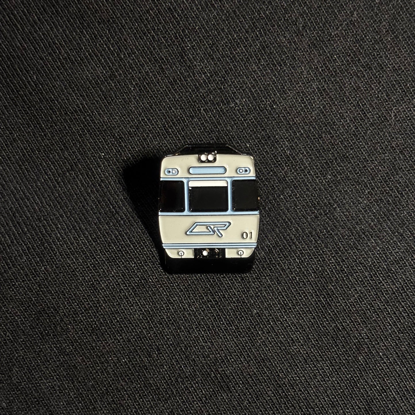 QLD SEQ train pin - classic grey EMU